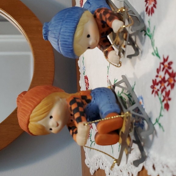 DECOR Enesco Porcelain Adorable 1981 Porcelain 2 Country Cousins Boy & Girl - Picture 6 of 16